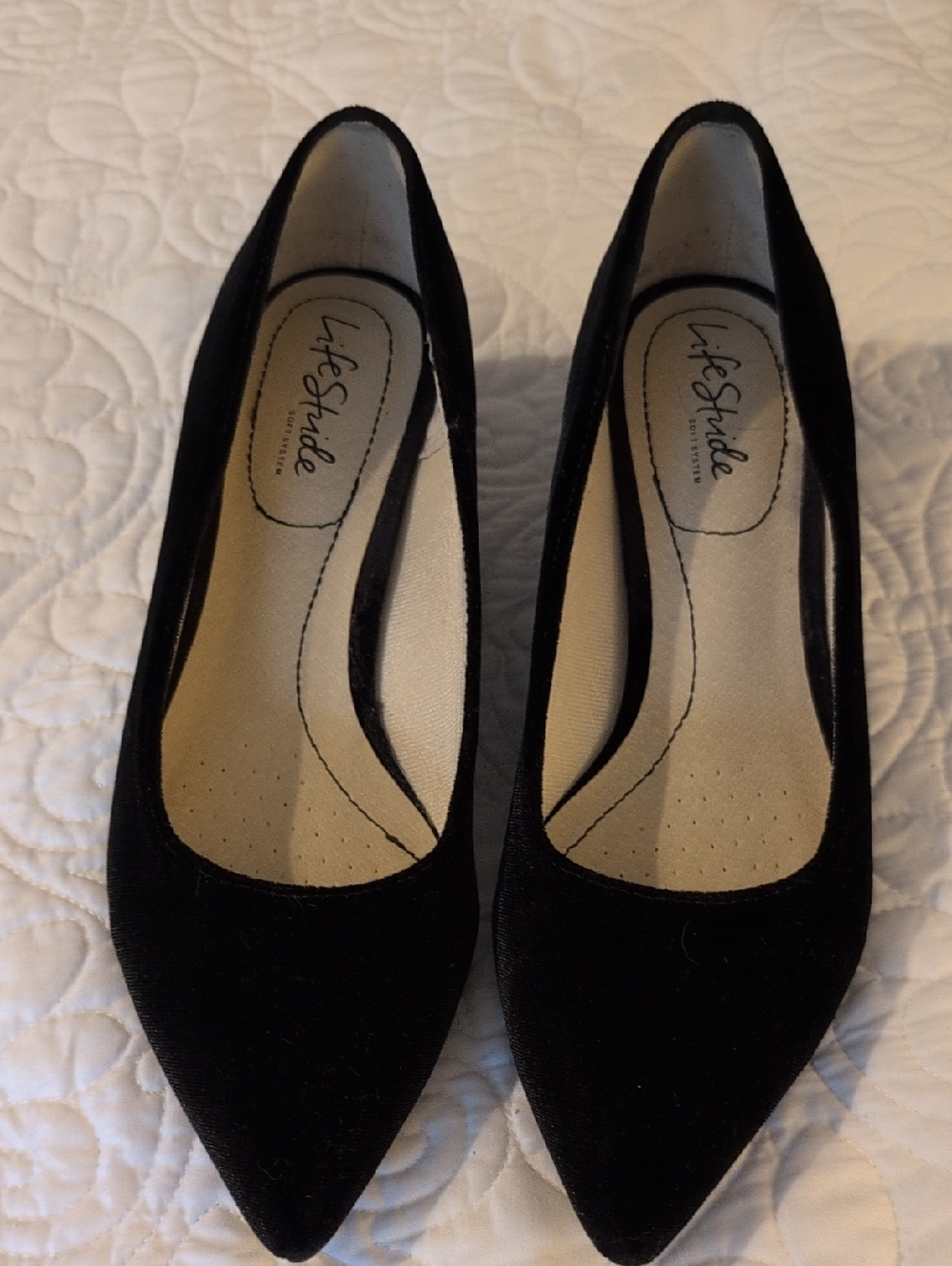 Life Stride Size 7 M Black Fabric Pointed Toe Dress Shoe